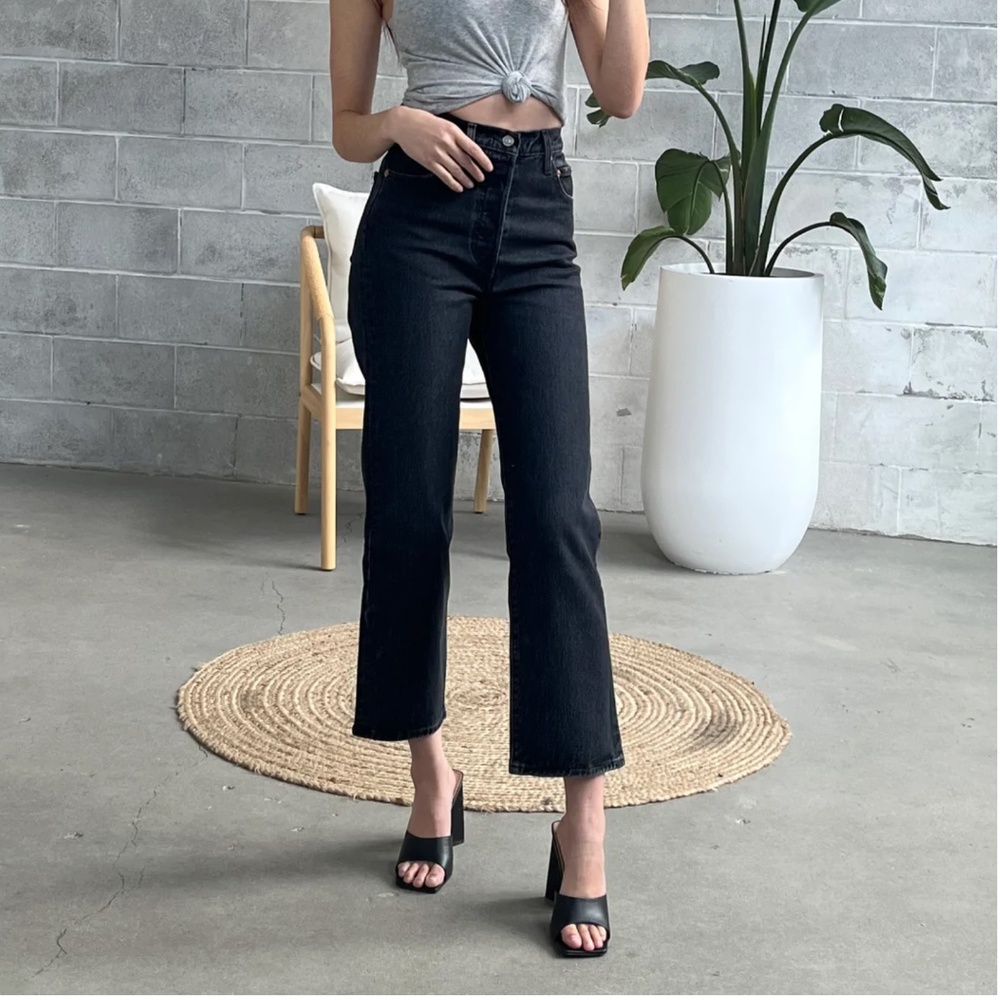 Levis Ribcage Ankle Straight Jeans Size 24